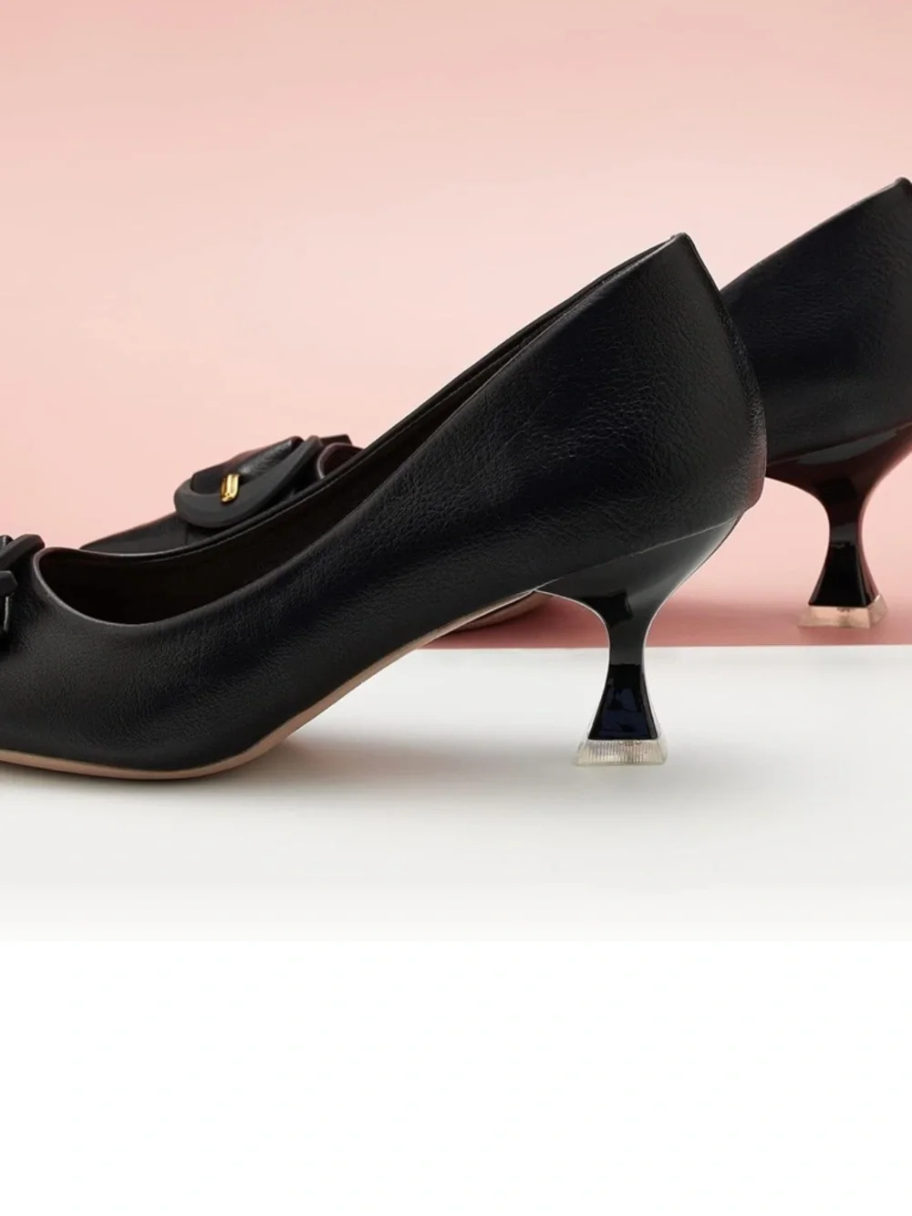 NEW C. Paravano Low Black Kitten Heel C-Shaped Buckle Size 39 US 8.5 New in Box